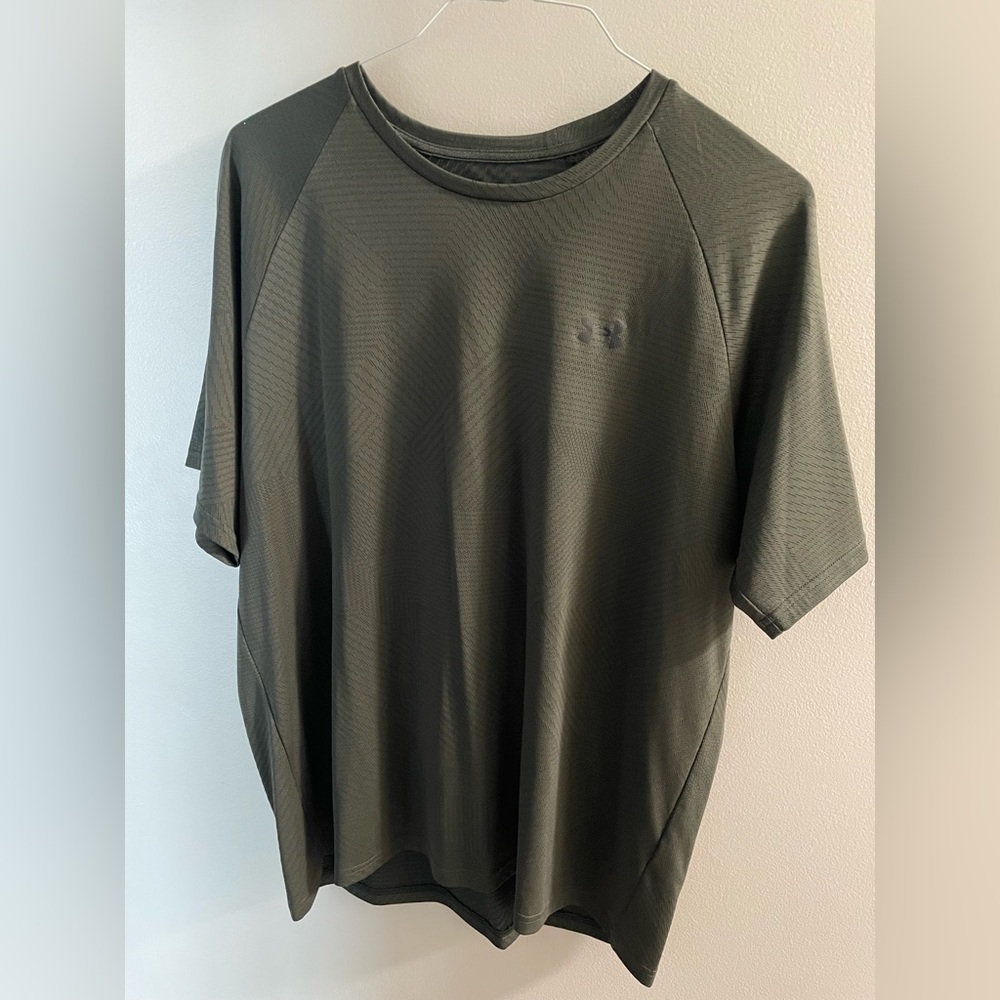 Under Armour Men's Olive Green Short Sleeve Tee Heatgear Size XL